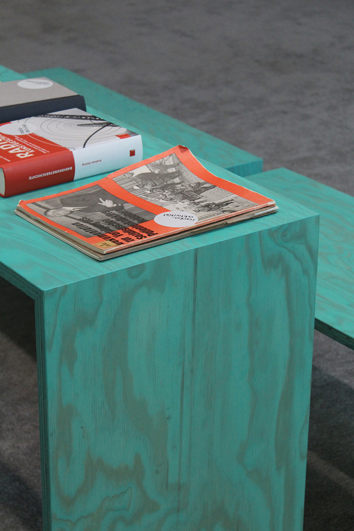 Radio-Aktivität – Ausstellung – Lenbachhaus München – Ausstellungsmöbel